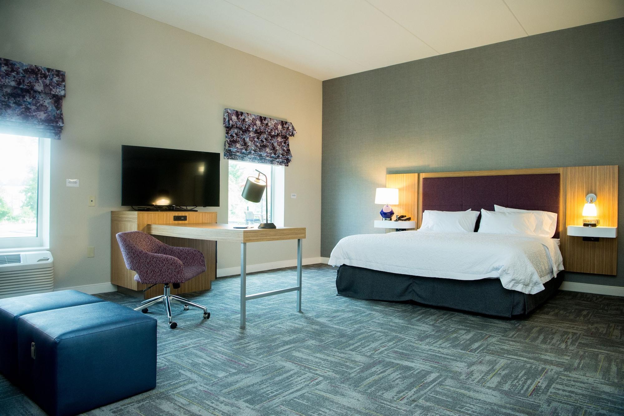 Hampton Inn & Suites Warrington Horsham Екстериор снимка