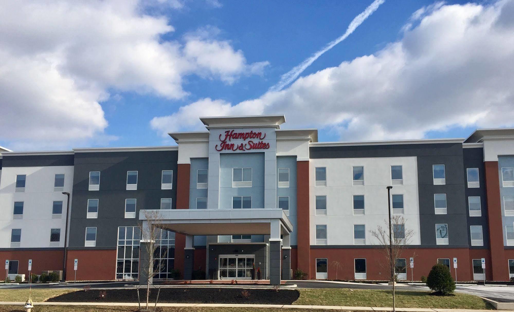 Hampton Inn & Suites Warrington Horsham Екстериор снимка